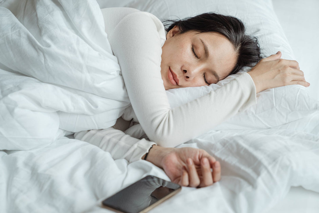 An Aromatherapist’s Guide to Better Sleep